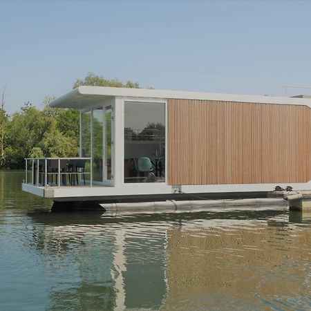 Villa Houseboat Martinique Maastricht Exterior foto